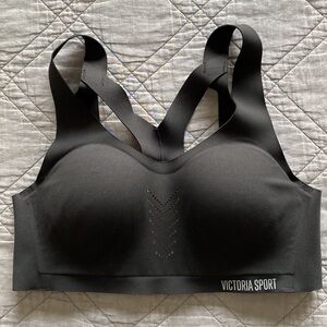 •Victoria’s Secret Sport Angel Max• Criss-Cross Back Athletic Sports Bra